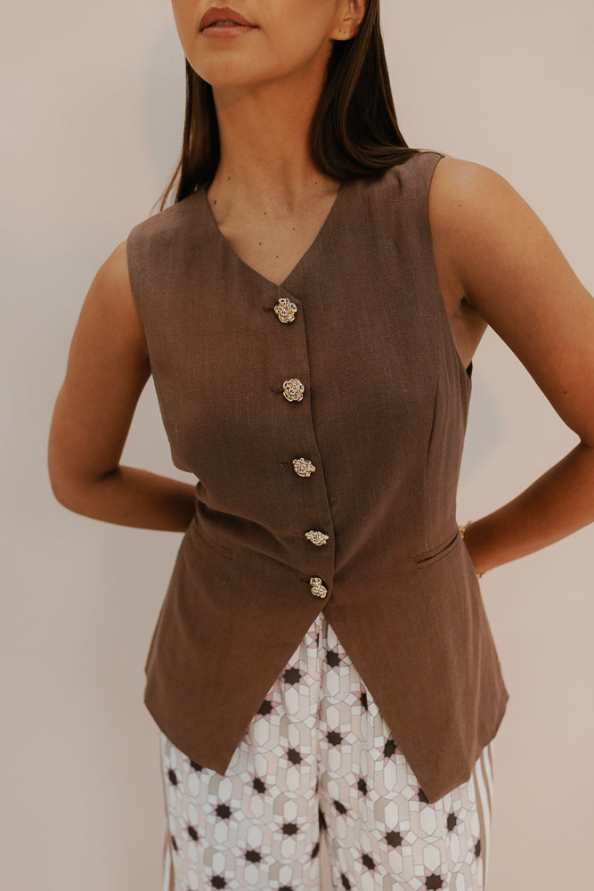 Finch Vest - Chocolate