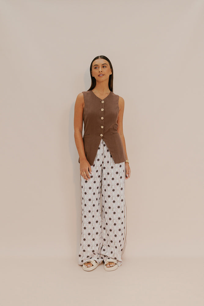 Finch Vest - Chocolate