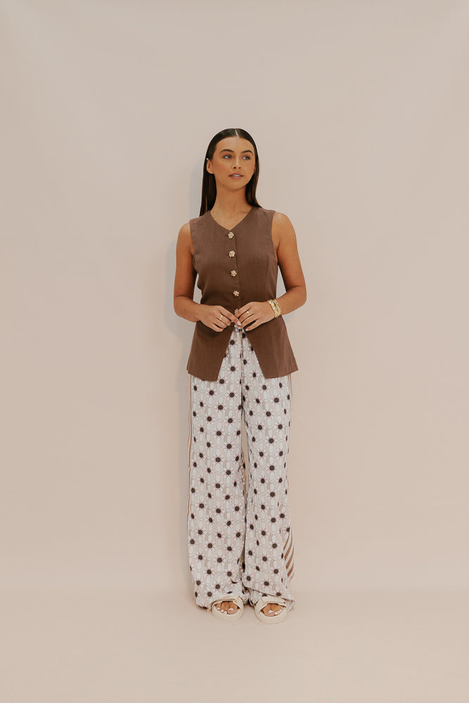 Finch Vest - Chocolate