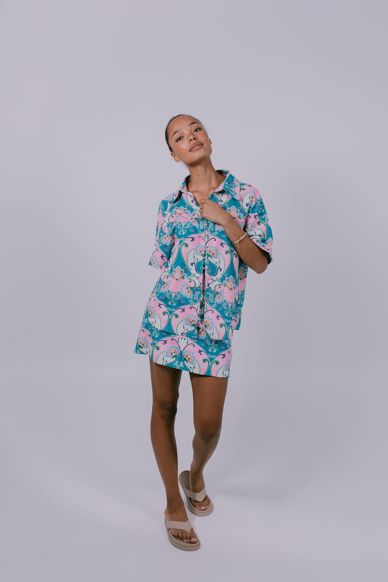 Taman Shirt - Charm Print