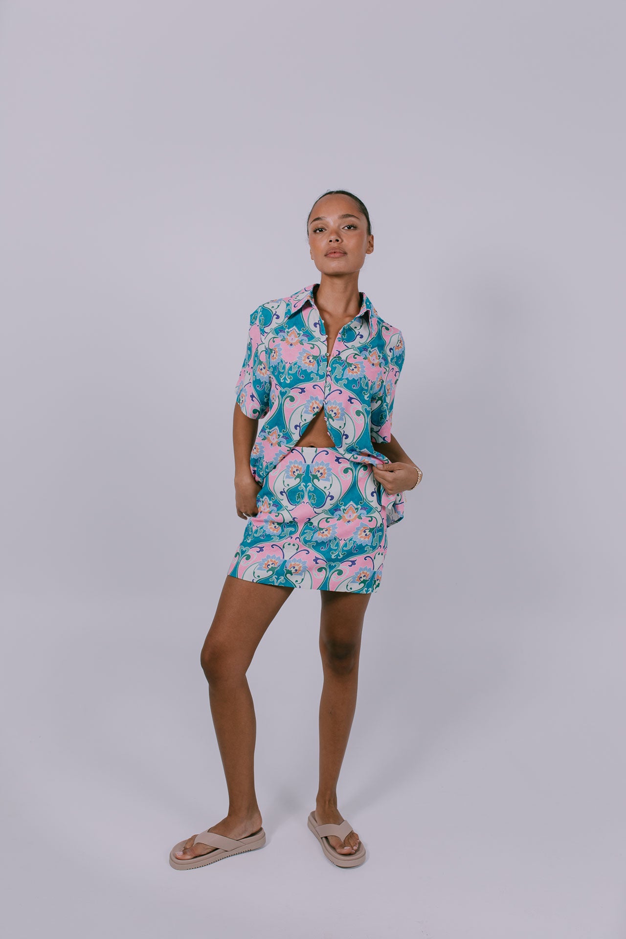 Taman Shirt - Charm Print