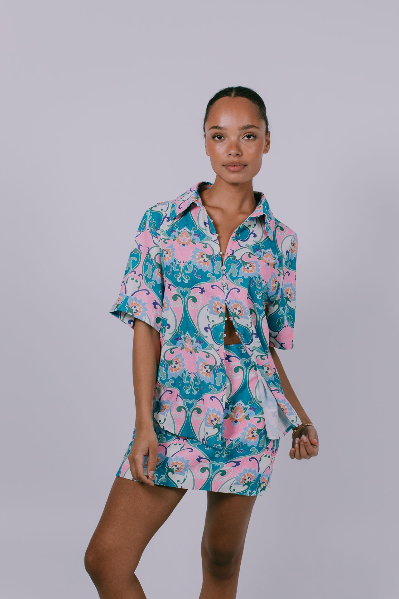 Taman Shirt - Charm Print